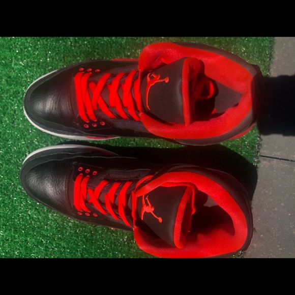 Jordan 3 crimson size 11.5 no og box 9/10 con - Picture 6 of 9